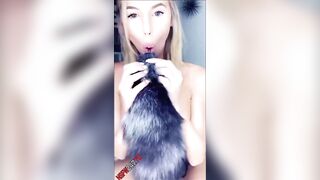 Blonde Sluis Enjoy her Buttplug on Snapchat