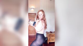 TikTok Teen Sexy Stip