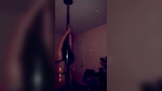 Pole Twerking