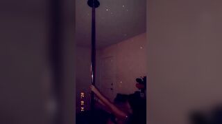 Pole Twerking