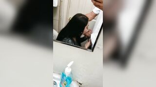 Sucking Raw Dick at a Party in the Bathroom Blowjob Instagram Thot