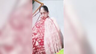 New Teen Indian Girl make Video for Boyfriend