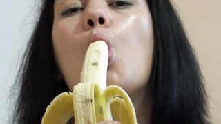 Housewife Teen Fucks Banana in the Kitchen