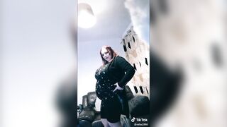 Super busty tiktok girl