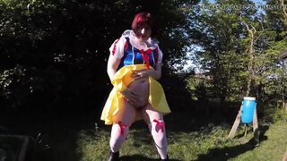 Snow White cosplay flashing Outdoors