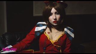 Mad Moxxi is out of control (Borderlands cosplay)