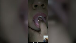 Mi Amiga me Pide que me Masturbe Por Videollamada y me Venga Para Ella