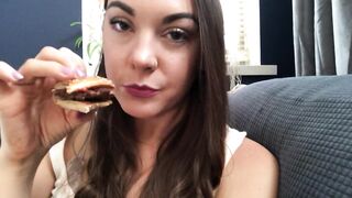 Sexy Babe Eating a Burger