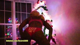 Holiday Twerk big ass booty