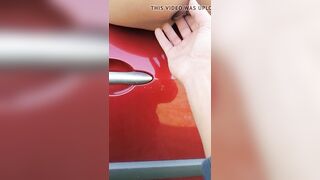 She took her ass out in the car