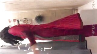 pakistani girl shalwar kameez is so sexy wen wet