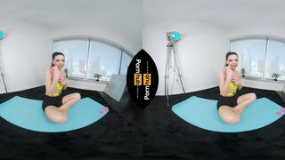 VR 180 - Milana Ricci Working out at Home