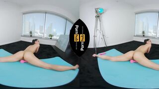 VR 180 - Milana Ricci Working out at Home