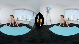 VR 180 - Milana Ricci Working out at Home