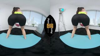 VR 180 - Milana Ricci Working out at Home