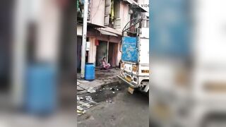 Red light area grant road aunty sex in RS 200