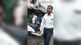 Red light area grant road aunty sex in RS 200