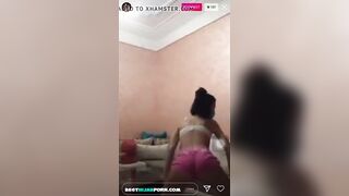 Dounia Moroccan Teen Twerking Live On Instagram !