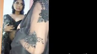 Indian Bhabhi Sex with AC Machenic