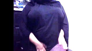 Arab girl with a big ass wearing a Niqab shows big boobs