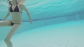 Teens have Fun under Water