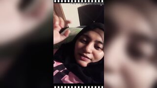 GIRL IN HIJAB PLAYING WITH HER BOOBS