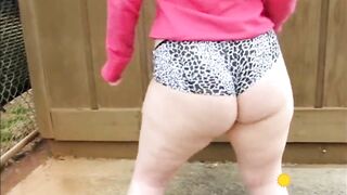 BBW pawg twerking to hip hop