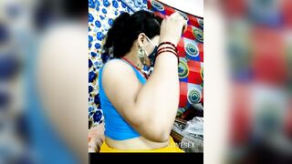 Desi Indian aunty private show