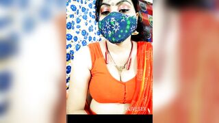 Desi Indian rajasthan wali aunty nude webcam show