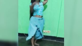 Deshi Randi ka Chudai k sath Bhojpuri dance free