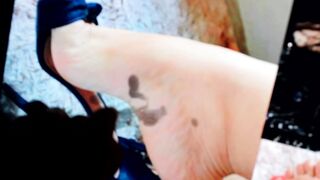 3 Cumshots on kate feet pics (feet instagram model)