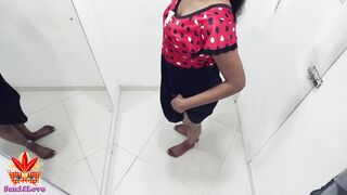 Fiton එකට ලස්සන අලුතෙන් ගත්ත නයිටිය Sri Lankan New Sex Babe Fitting Night Dress in Dressing Room