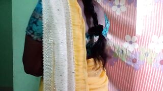 Indian hot girl removing saree