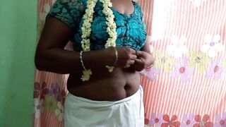 Indian hot girl removing saree