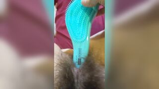 OnlyFan Tipped me to Fuck My Hairy Pussy Gspot LIVE Made in China HAIR BRUSH so I made a Video Too