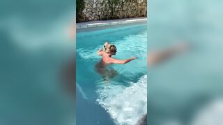 Je le chauffe dans la piscine