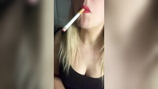 HOT ONLYFANS SMOKER UP CLOSE SMOKING