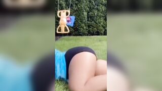 CRAZY THICK White Girl doing WAP Dance on Tiktok (looped)