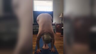 Hot Mature MommaVee Does Naked Yoga! Get your cocks out!