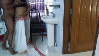 Indian college mam in saree getting ready to go to office, hot student sees madam's sexy body and fucks hard - Huge cum