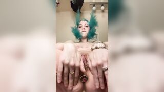 ShaeLynnRay POV face fucks until she squirts