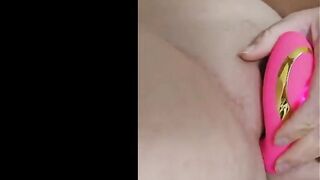 I know how much you enjoy watching me fuck my wet hole - Mama_Foxx94