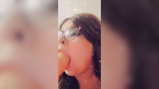 BBW SUCKS BIG DILDO