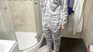 Onesie wetlook shower