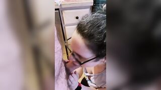 Blowjob Queen loves dick in her throat