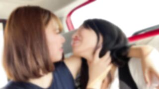 【pure kiss】車の中でかくれてキスをしよう