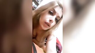 Sexy Iranian Instagram girl show her body