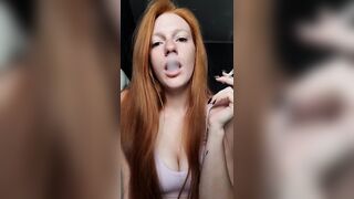 redhead smoke