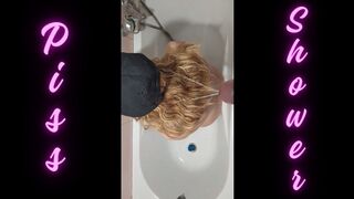 Piss shower for blondie