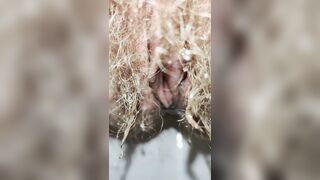 Hairy pussy pissing in the morning + bonus light farting